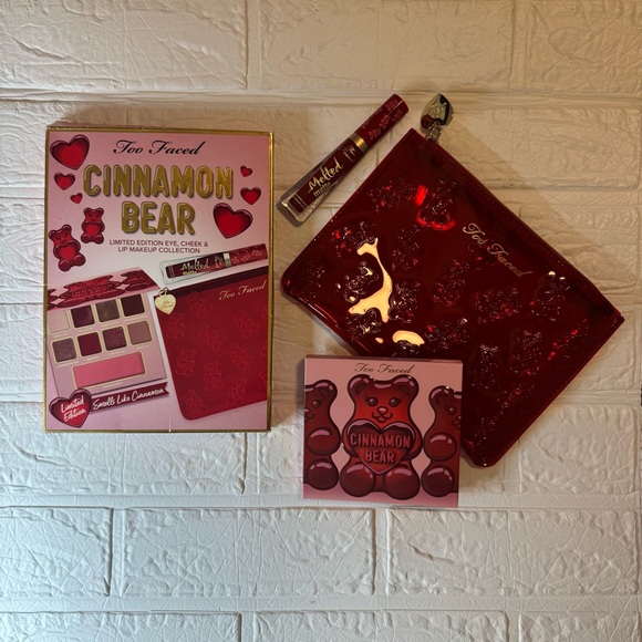 New Too Faced Cinnamon Bear Limited Edition Eye, Cheek & Lip Makeup Collection - Picture 12 of 16